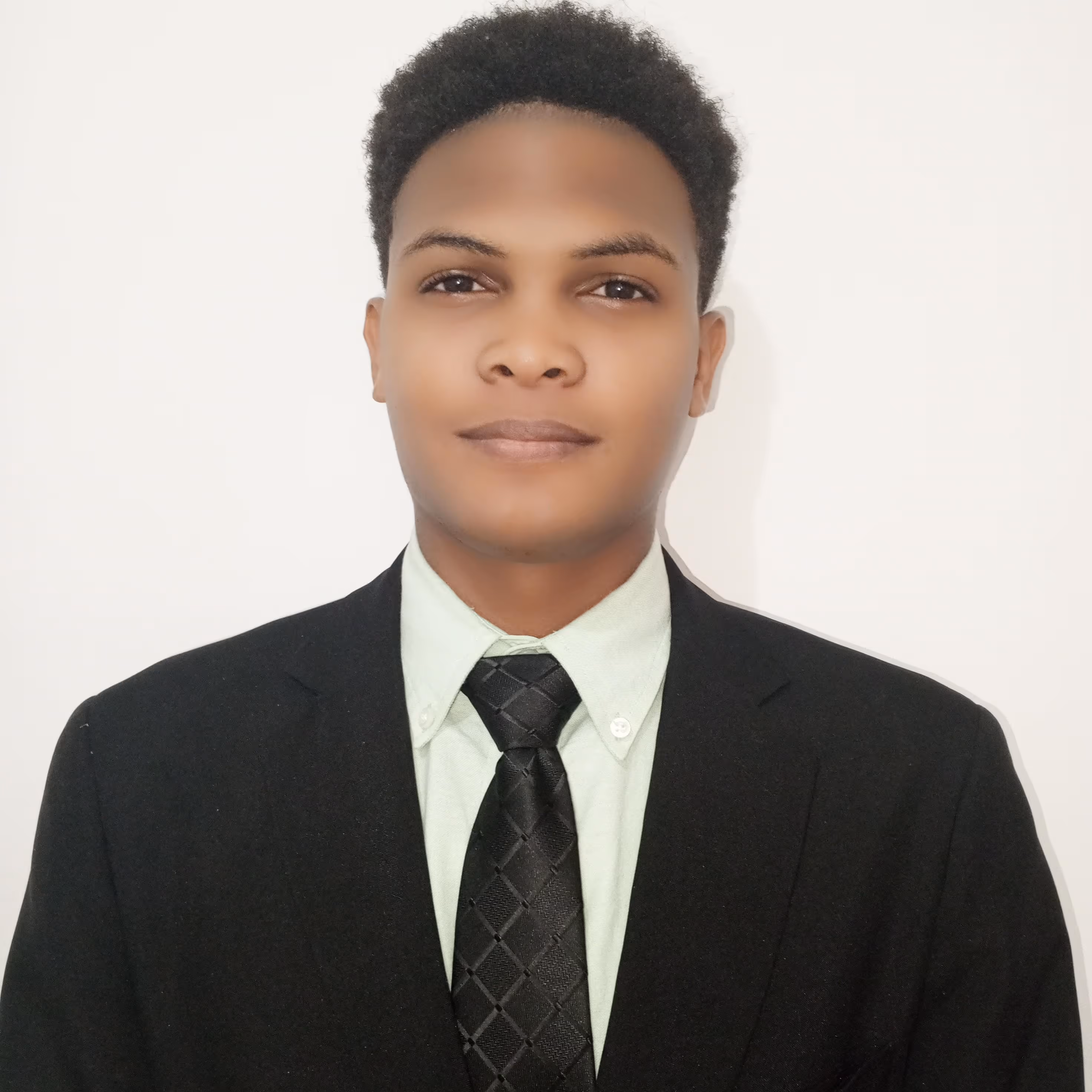 Manuel Sánchez headshot